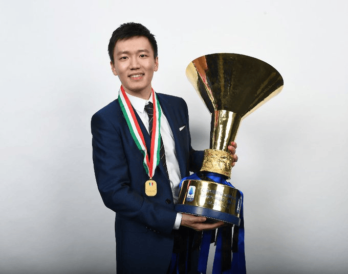 4年7冠！与老莫拉蒂并列，张康阳是国米队史冠军第二多主席