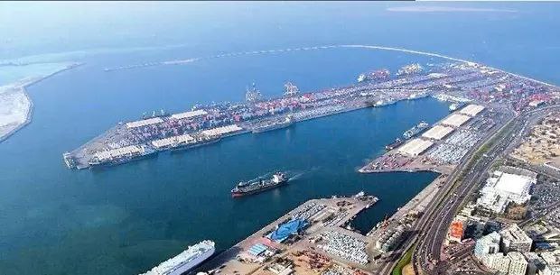 青岛与上海至迪拜及沙迦航线海运解析